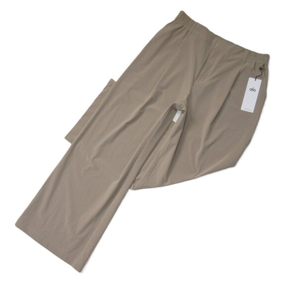 NWT Alo Yoga High-Waist Pursuit Trouser in Gravel Pleated Loose Pants L - Picture 1 of 10